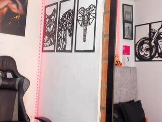 Mike Kilian webcam model stream image