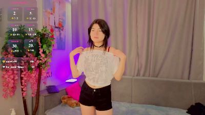 AlisaGlow webcam model stream image