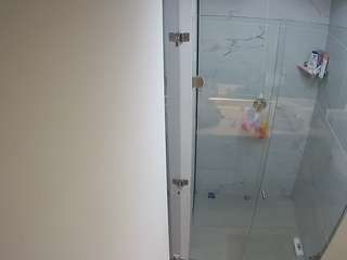voyeurcam-casa-salsa-shower-1 webcam model stream image