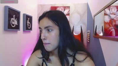 Loornna_mirr webcam model stream image