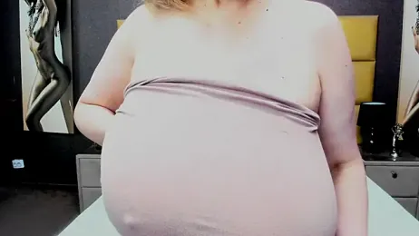 KiraLeila webcam model stream image