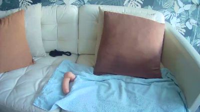 Lara_ webcam model stream image