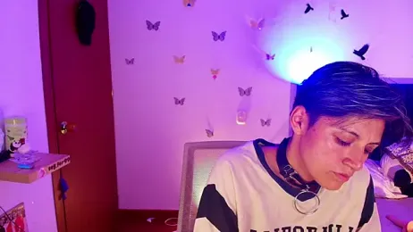 spicyferny webcam model stream image