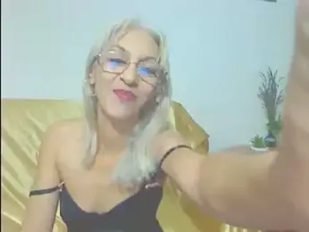 siminafoxx4uu webcam model stream image