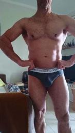 saarad0 webcam cam4 model stream image