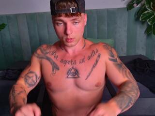 Magnus Eyevein webcam model stream image