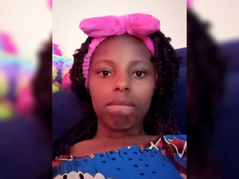 Traziccarl webcam bongacams model stream image