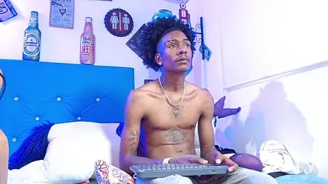 lili_roussi webcam model stream image