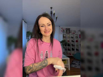 _AnnaMaria_ webcam model stream image