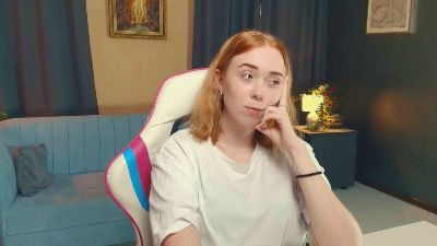 NelidaReus webcam model stream image