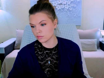 Audreyy webcam model stream image