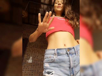 Malisha8 webcam bongacams model stream image