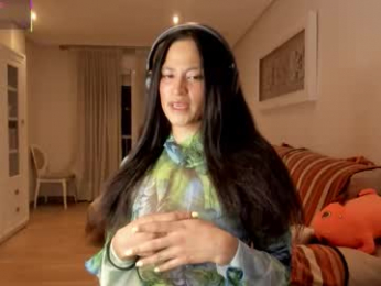 bella_pocahontas3 webcam chaturbate model stream image