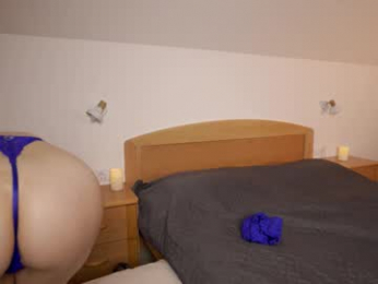 foxeslovefoxes webcam model stream image