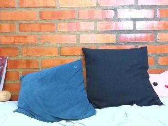 AuraLee webcam bongacams model stream image