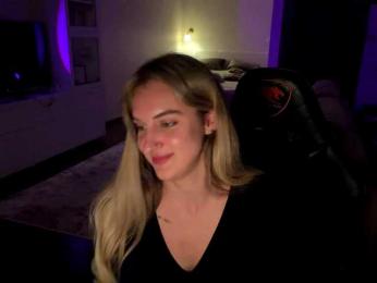 MissyKissy webcam bongacams model stream image