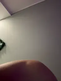 Goldi56vv webcam model stream image