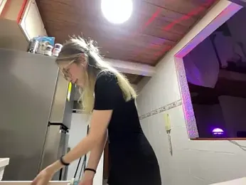 ReenKitty webcam stripchat model stream image