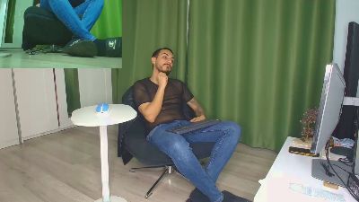 AndrewBanner webcam model stream image