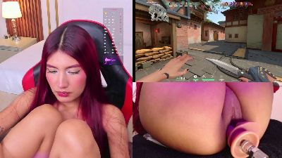 MiaVoss_ webcam model stream image