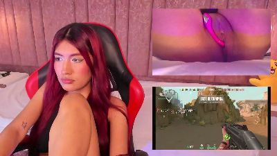 MiaVoss_ webcam model stream image