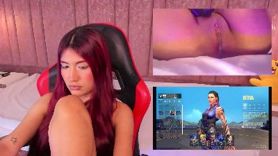 MiaVoss_ webcam model stream image