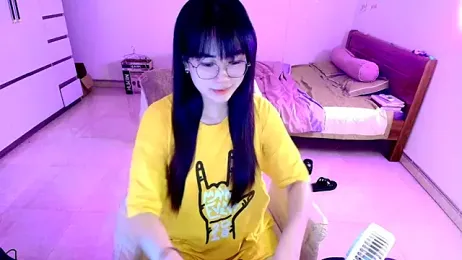 Queen_2k6 webcam model stream image