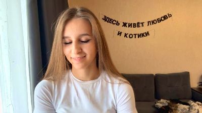 ZelmaMai webcam model stream image