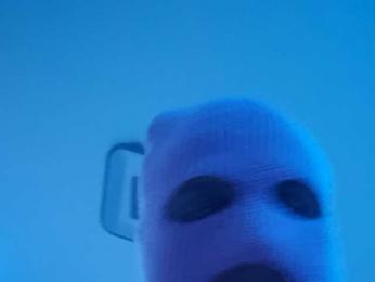 PORNOOWOOW webcam model stream image