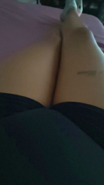 Yennyaurar webcam model stream image