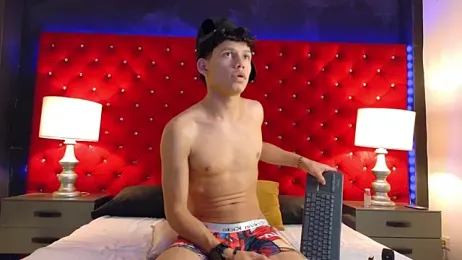 ThiagoFerrer_ webcam model stream image