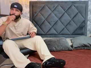 Apolo Rousse webcam model stream image