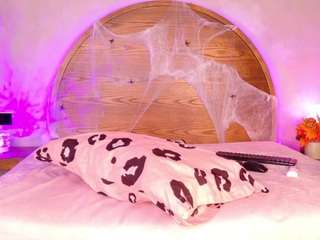 molly-jackson webcam model stream image