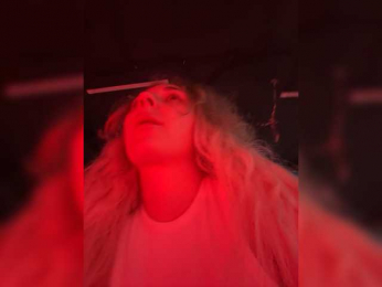 JJane- webcam model stream image