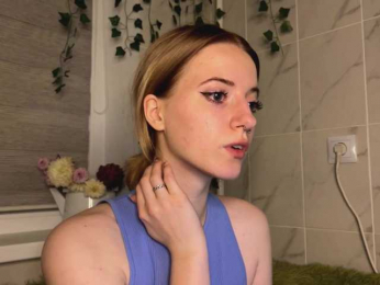 -LisaMeow- webcam model stream image