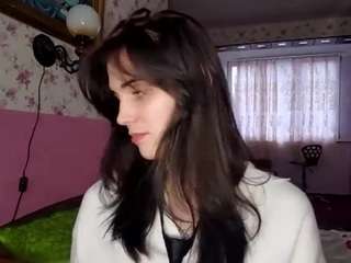 lynnettecastrillo webcam camsoda model stream image