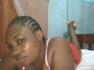 cutyleila webcam model stream image