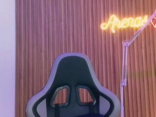 Hana Foster webcam model stream image