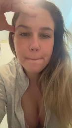 Lauretta5702 webcam model stream image
