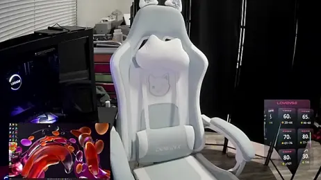 LilyFoxxx webcam model stream image