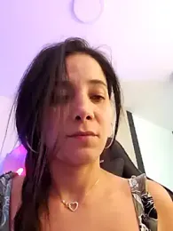 miaeyes webcam model stream image