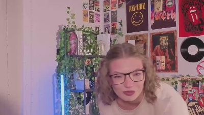 HoneySchuepfer webcam model stream image