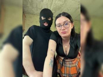 goldencouple webcam bongacams model stream image