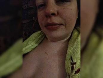 Dinochka38 webcam model stream image