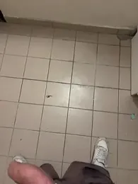 mj23641 webcam model stream image