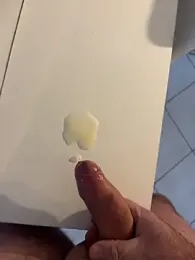 mj23641 webcam model stream image