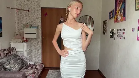 AliceGilbert_ webcam model stream image