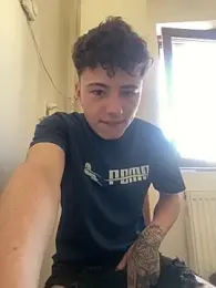 denysio89 webcam model stream image