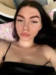 Lisaaa_Alisa webcam model stream image