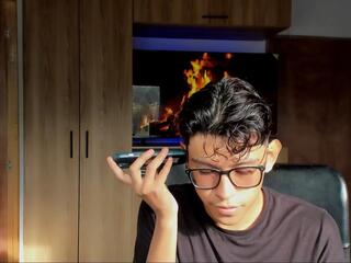 Alan Gonz webcam flirt4free model stream image